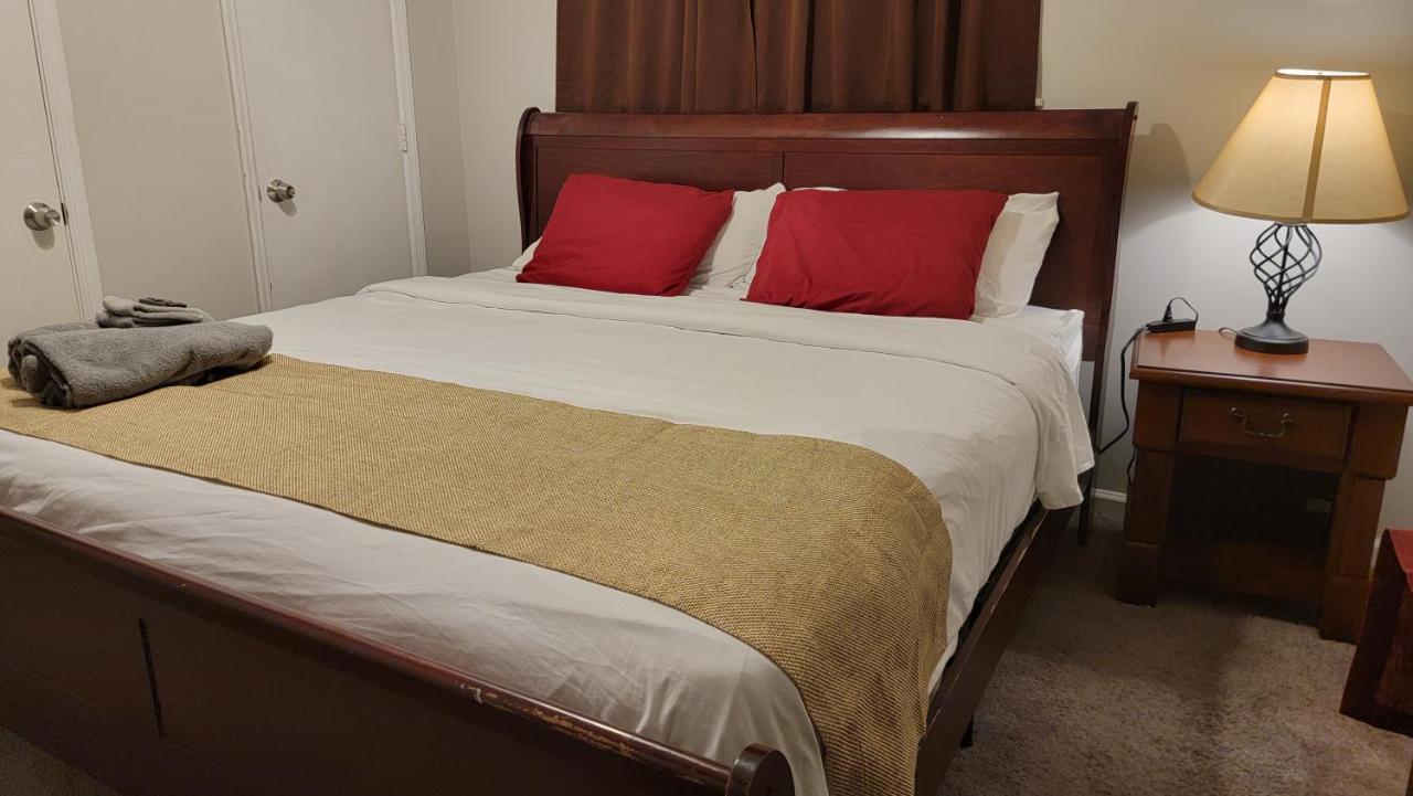 5 Star Atlanta Harsfield Guesthouse カレッジパーク エクステリア 写真